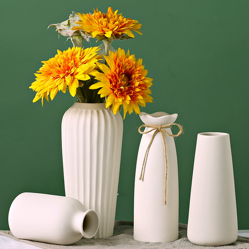 Feneri White Ceramic Decorative Vase