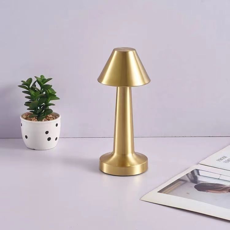 Feneri Retro Rechargeable Touch Table Lamp