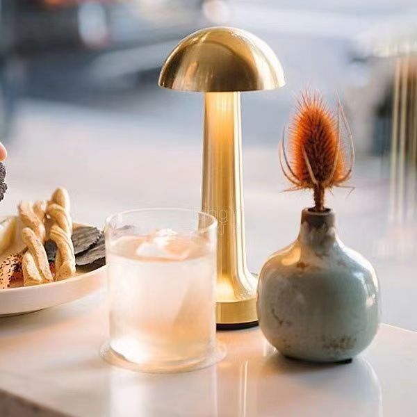 Feneri Retro Rechargeable Touch Table Lamp